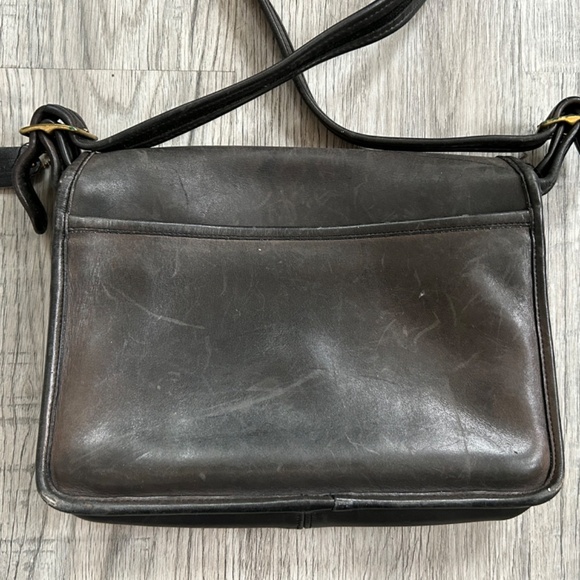 Coach Leather Purse - Picture 2 of 12